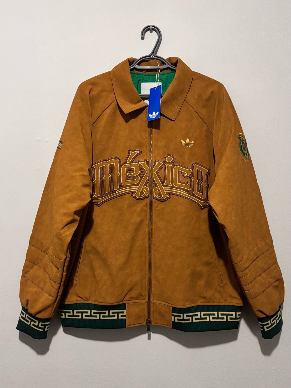 🔥 Rare Limited Edition Mexico Adidas Suede Jacket – Size L – Brand New! 🇲🇽✨ - Picture 2 of 7